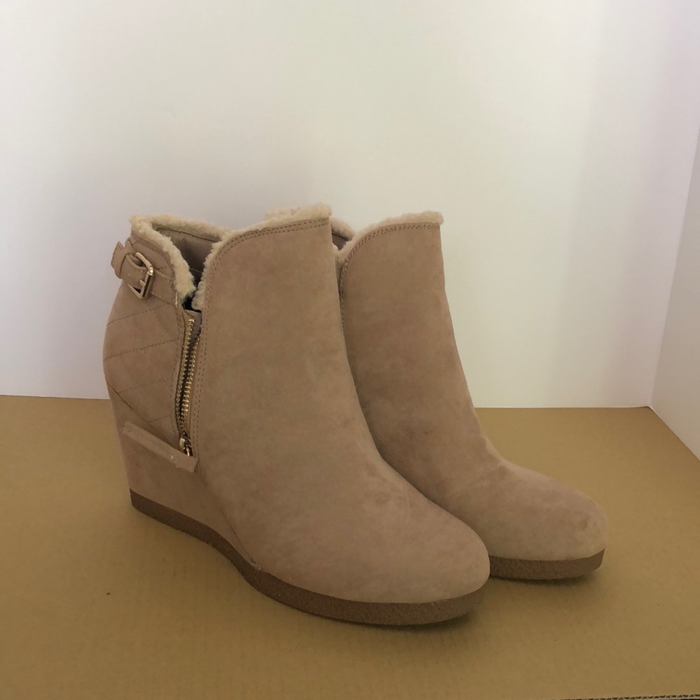 Shoedazzle size 10.  Worn once